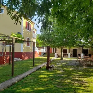 Kuca Za Odmor Dolovi Maison d'hôtes